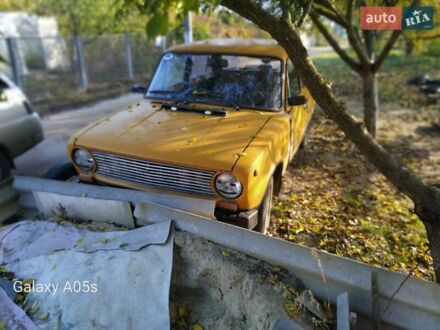 ВАЗ 2101 1982 в Сумах на Automoto.ua Оранжевый ВАЗ 2101, объемом двигателя 0 л и пробегом 10 тыс. км за 500 $, фото 1 на Automoto.ua
