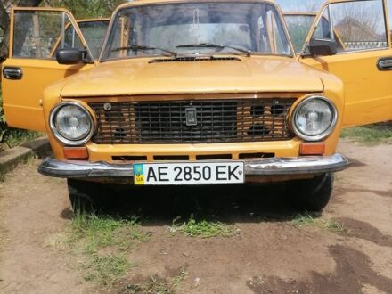 ВАЗ 2101 1984 в Петрово на Automoto.ua Оранжевый ВАЗ 2101, объемом двигателя 0 л и пробегом 55 тыс. км за 291 $, фото 1 на Automoto.ua
