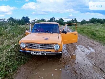 Оранжевый ВАЗ 2101, объемом двигателя 1.3 л и пробегом 670 тыс. км за 400 $, фото 1 на Automoto.ua
