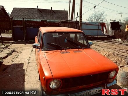 ВАЗ 2101 1985 у Беляевке на Automoto.ua Помаранчевий ВАЗ 2101, об'ємом двигуна 13 л та пробігом 320 тис. км за 600 $, фото 1 на Automoto.ua