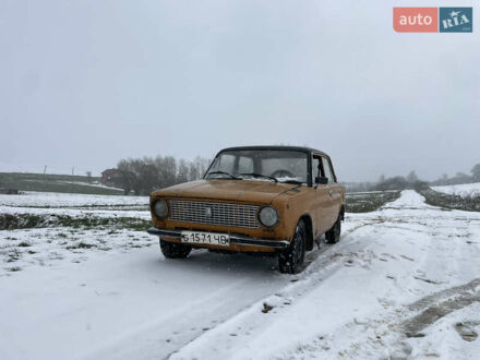 ВАЗ 2101 1985 у Чернівцях на Automoto.ua Помаранчевий ВАЗ 2101, об'ємом двигуна 1.3 л та пробігом 50 тис. км за 200 $, фото 1 на Automoto.ua