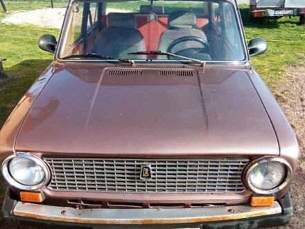 ВАЗ 2101 1986 у Луцьку на Automoto.ua Помаранчевий ВАЗ 2101, об'ємом двигуна 1.3 л та пробігом 100 тис. км за 550 $, фото 1 на Automoto.ua
