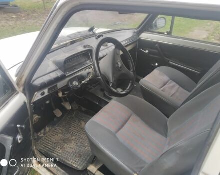 Белый ВАЗ 2102, объемом двигателя 1.5 л и пробегом 250 тыс. км за 380 $, фото 4 на Automoto.ua