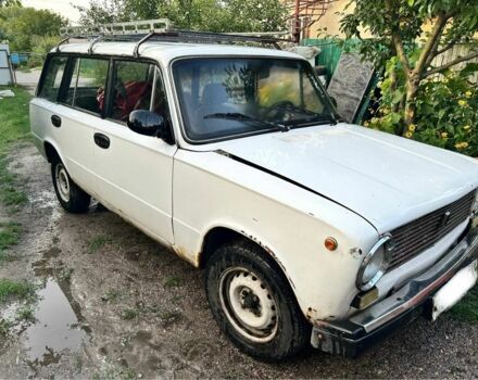 Белый ВАЗ 2102, объемом двигателя 0 л и пробегом 300 тыс. км за 607 $, фото 1 на Automoto.ua