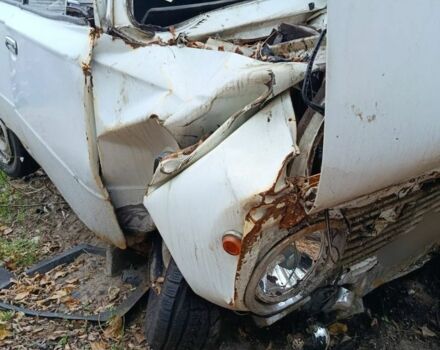 Белый ВАЗ 2102, объемом двигателя 1.1 л и пробегом 999 тыс. км за 239 $, фото 2 на Automoto.ua