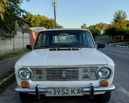 Белый ВАЗ 2102, объемом двигателя 1.2 л и пробегом 48 тыс. км за 606 $, фото 1 на Automoto.ua