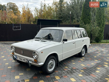 ВАЗ 2102 1984 в Львове на Automoto.ua Белый ВАЗ 2102, объемом двигателя 1.2 л и пробегом 90 тыс. км за 3900 $, фото 1 на Automoto.ua