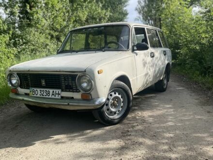 ВАЗ 2102 1975 у Івано-Франківську на Automoto.ua Бежевий ВАЗ 2102, об'ємом двигуна 1.2 л та пробігом 23 тис. км за 290 $, фото 1 на Automoto.ua