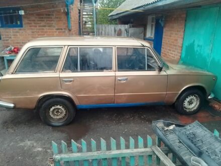 ВАЗ 2102 1976 в Великом Бурлуке на Automoto.ua Бежевый ВАЗ 2102, объемом двигателя 0 л и пробегом 2 тыс. км за 364 $, фото 1 на Automoto.ua