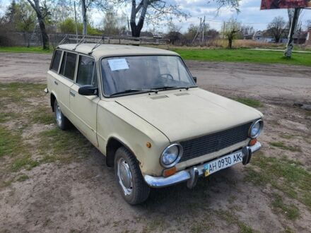 ВАЗ 2102 1984 в Славянске на Automoto.ua Бежевый ВАЗ 2102, объемом двигателя 1.2 л и пробегом 58 тыс. км за 550 $, фото 1 на Automoto.ua