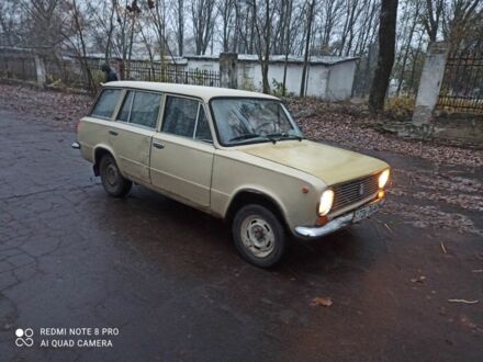 Бежевий ВАЗ 2102, об'ємом двигуна 1 л та пробігом 100 тис. км за 560 $, фото 1 на Automoto.ua