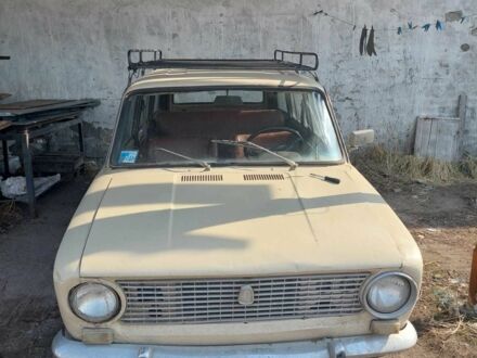 ВАЗ 2102 1989 в Чернигове на Automoto.ua Бежевый ВАЗ 2102, объемом двигателя 0 л и пробегом 500 тыс. км за 357 $, фото 1 на Automoto.ua