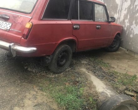 Красный ВАЗ 2102, объемом двигателя 1.3 л и пробегом 127 тыс. км за 404 $, фото 3 на Automoto.ua