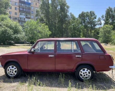 Красный ВАЗ 2102, объемом двигателя 1.2 л и пробегом 93 тыс. км за 553 $, фото 2 на Automoto.ua