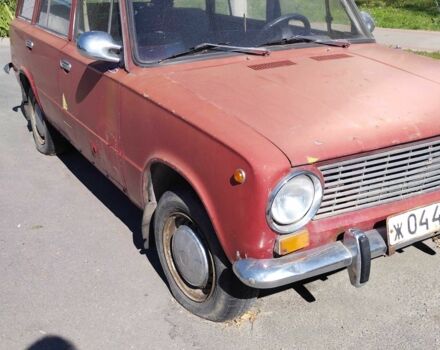 Красный ВАЗ 2102, объемом двигателя 0 л и пробегом 30 тыс. км за 713 $, фото 3 на Automoto.ua