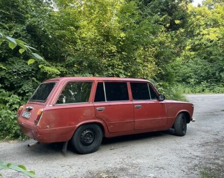 Красный ВАЗ 2102, объемом двигателя 1.5 л и пробегом 300 тыс. км за 600 $, фото 2 на Automoto.ua