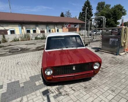 Красный ВАЗ 2102, объемом двигателя 1.5 л и пробегом 100 тыс. км за 651 $, фото 1 на Automoto.ua