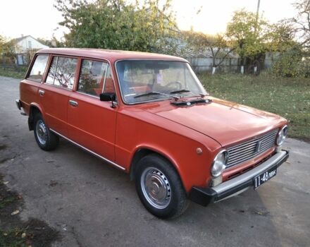 Красный ВАЗ 2102, объемом двигателя 1.2 л и пробегом 200 тыс. км за 999 $, фото 3 на Automoto.ua