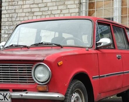 Красный ВАЗ 2102, объемом двигателя 1.3 л и пробегом 46 тыс. км за 344 $, фото 3 на Automoto.ua
