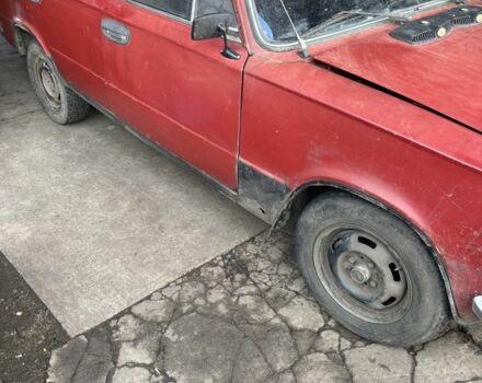 Красный ВАЗ 2102, объемом двигателя 0 л и пробегом 200 тыс. км за 308 $, фото 3 на Automoto.ua