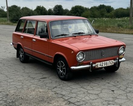 Красный ВАЗ 2102, объемом двигателя 1.3 л и пробегом 80 тыс. км за 827 $, фото 1 на Automoto.ua