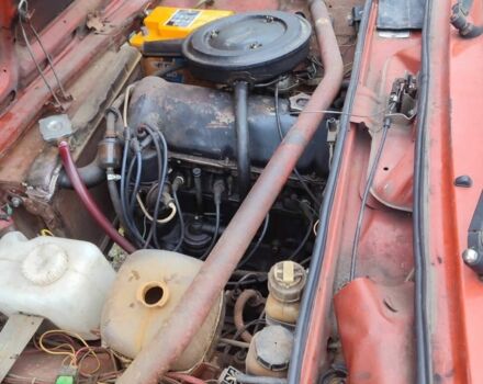 Красный ВАЗ 2102, объемом двигателя 1.5 л и пробегом 300 тыс. км за 310 $, фото 3 на Automoto.ua