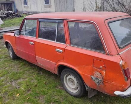Красный ВАЗ 2102, объемом двигателя 1.5 л и пробегом 300 тыс. км за 310 $, фото 6 на Automoto.ua