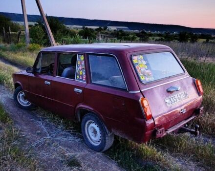 Красный ВАЗ 2102, объемом двигателя 1.3 л и пробегом 326 тыс. км за 218 $, фото 1 на Automoto.ua