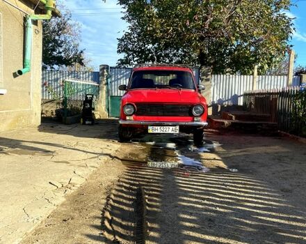 Красный ВАЗ 2102, объемом двигателя 1.2 л и пробегом 333 тыс. км за 350 $, фото 4 на Automoto.ua