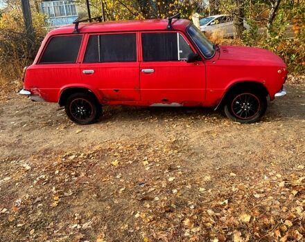 Красный ВАЗ 2102, объемом двигателя 1.2 л и пробегом 333 тыс. км за 350 $, фото 1 на Automoto.ua