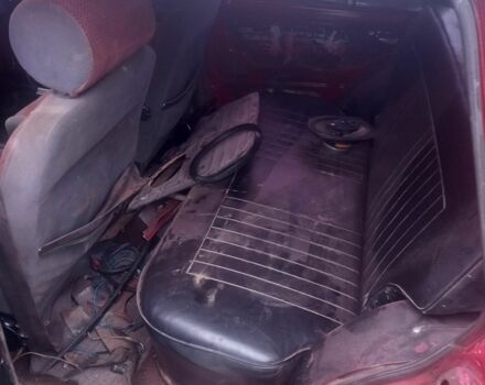 Червоний ВАЗ 2102, об'ємом двигуна 0 л та пробігом 200 тис. км за 592 $, фото 4 на Automoto.ua