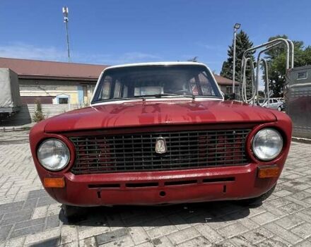 Красный ВАЗ 2102, объемом двигателя 1.5 л и пробегом 100 тыс. км за 651 $, фото 1 на Automoto.ua