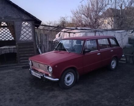 Красный ВАЗ 2102, объемом двигателя 1.2 л и пробегом 330 тыс. км за 43000 $, фото 1 на Automoto.ua