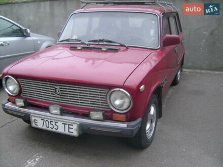 ВАЗ 2102 1978 в Тернополе на Automoto.ua Красный ВАЗ 2102, объемом двигателя 1.5 л и пробегом 68 тыс. км за 1100 $, фото 1 на Automoto.ua