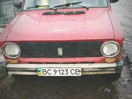 ВАЗ 2102 1983 у Воловце на Automoto.ua Червоний ВАЗ 2102, об'ємом двигуна 1.5 л та пробігом 60 тис. км за 500 $, фото 1 на Automoto.ua