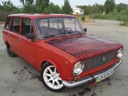 Красный ВАЗ 2102, объемом двигателя 1.7 л и пробегом 7 тыс. км за 680 $, фото 1 на Automoto.ua