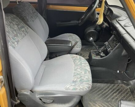 Желтый ВАЗ 2102, объемом двигателя 1.2 л и пробегом 30 тыс. км за 1400 $, фото 4 на Automoto.ua