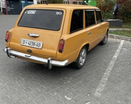 Желтый ВАЗ 2102, объемом двигателя 1.2 л и пробегом 30 тыс. км за 1400 $, фото 2 на Automoto.ua