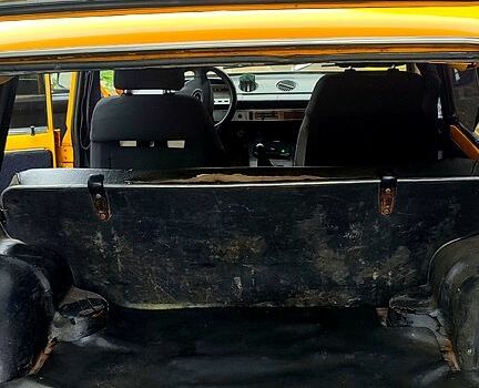 Жовтий ВАЗ 2102, об'ємом двигуна 1.2 л та пробігом 123 тис. км за 800 $, фото 7 на Automoto.ua
