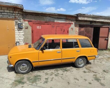 Желтый ВАЗ 2102, объемом двигателя 1.3 л и пробегом 78 тыс. км за 1550 $, фото 4 на Automoto.ua