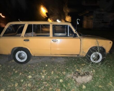 Жовтий ВАЗ 2102, об'ємом двигуна 1.3 л та пробігом 200 тис. км за 400 $, фото 1 на Automoto.ua
