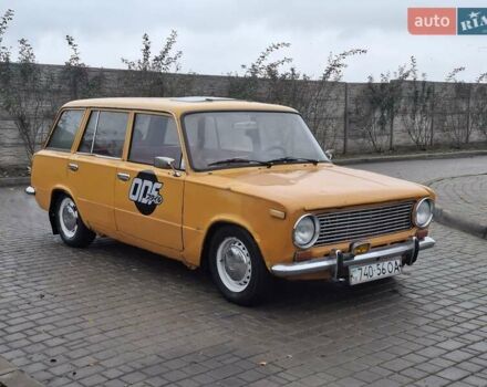 Желтый ВАЗ 2102, объемом двигателя 1.6 л и пробегом 40 тыс. км за 950 $, фото 2 на Automoto.ua
