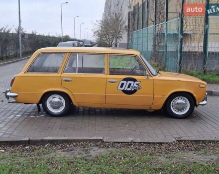 Желтый ВАЗ 2102, объемом двигателя 1.6 л и пробегом 40 тыс. км за 950 $, фото 3 на Automoto.ua