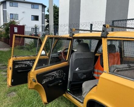Желтый ВАЗ 2102, объемом двигателя 0 л и пробегом 150 тыс. км за 713 $, фото 3 на Automoto.ua