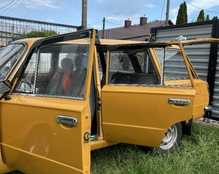 Желтый ВАЗ 2102, объемом двигателя 0 л и пробегом 150 тыс. км за 713 $, фото 5 на Automoto.ua