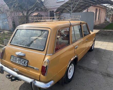 Желтый ВАЗ 2102, объемом двигателя 1.2 л и пробегом 105 тыс. км за 1150 $, фото 3 на Automoto.ua