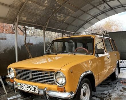 Желтый ВАЗ 2102, объемом двигателя 1.2 л и пробегом 105 тыс. км за 1150 $, фото 1 на Automoto.ua