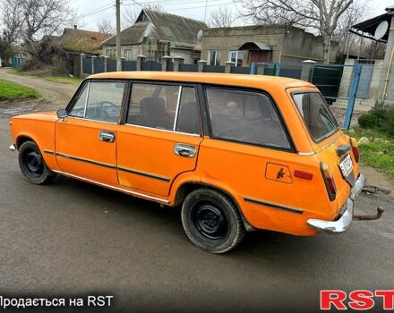 Желтый ВАЗ 2102, объемом двигателя 1.5 л и пробегом 212 тыс. км за 470 $, фото 10 на Automoto.ua