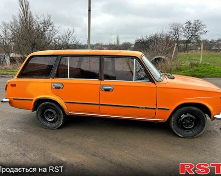Желтый ВАЗ 2102, объемом двигателя 1.5 л и пробегом 212 тыс. км за 470 $, фото 9 на Automoto.ua