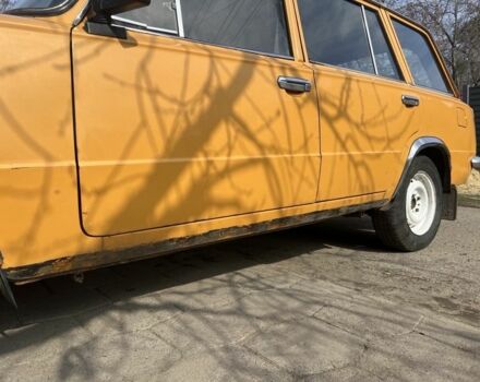 Желтый ВАЗ 2102, объемом двигателя 1.2 л и пробегом 105 тыс. км за 1150 $, фото 2 на Automoto.ua